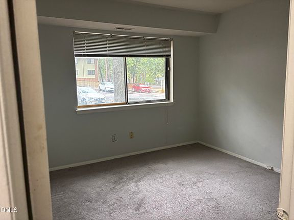 5th image of 1281 Schaub Dr