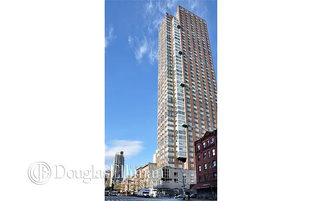 Sold by Douglas Elliman | media 27