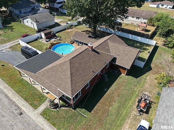 3rd image of 103 N Grand St