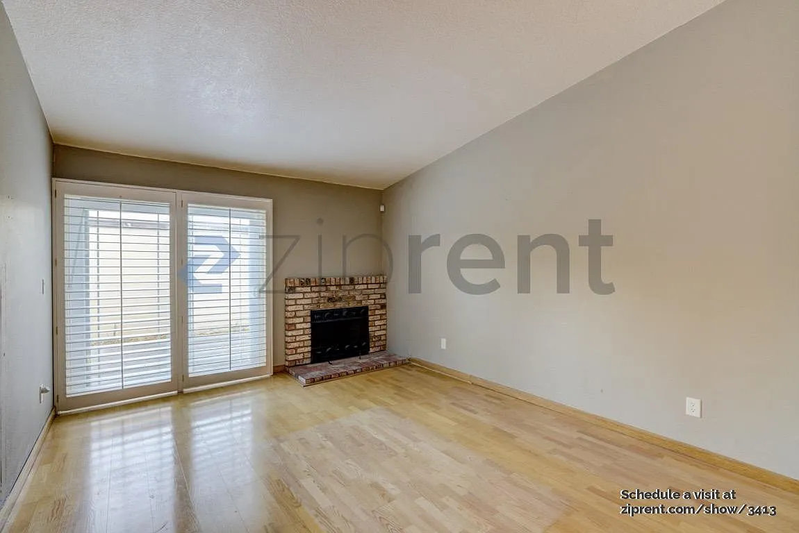 3225 Madrone St photo 1