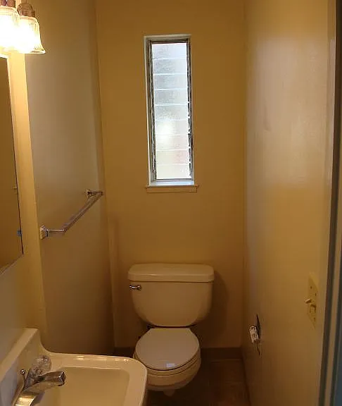301 Belden St #2 — Photo 7