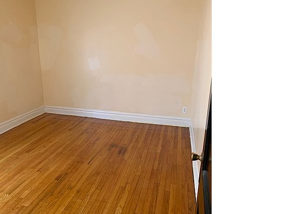 5th image of 6513 S Maplewood Ave