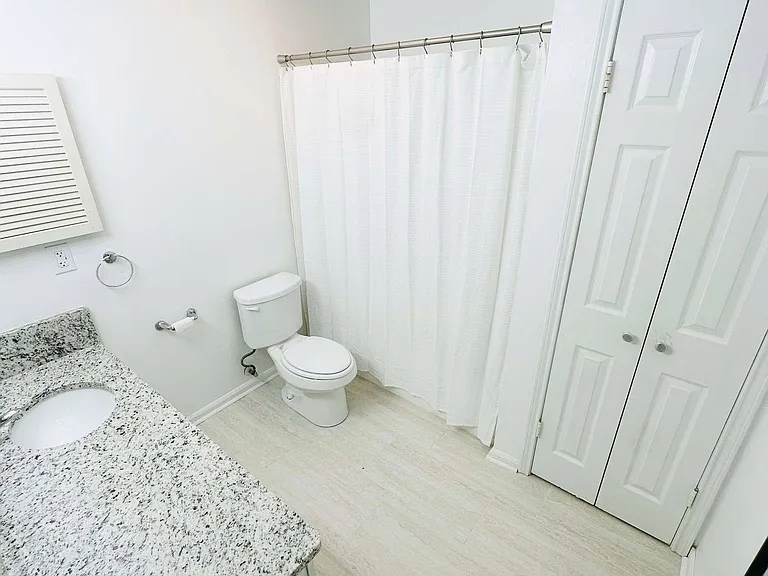 701 S College Rd #201 — Photo 7