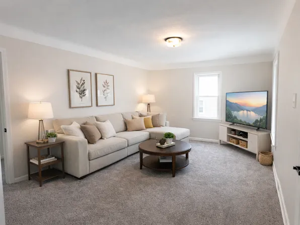 4406 Elmwood Rd, South Euclid, OH 44121