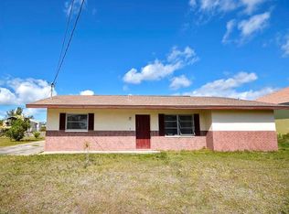 2963 Cussell Dr, Saint James City, FL 33956