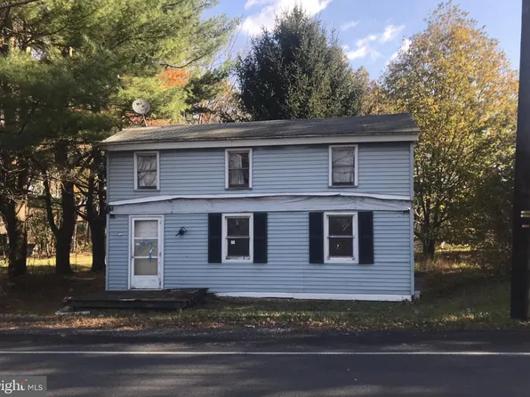 1432 Sunbury Rd, Pottsville, PA 17901