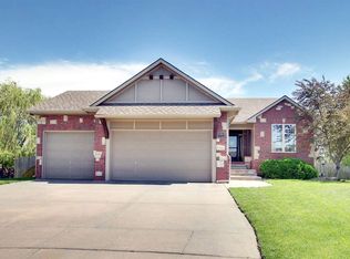 10913 W Waterside Ct, Maize, KS 67101