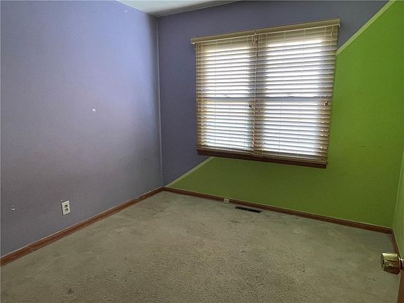 5th image of 3808 N Delaware Ave