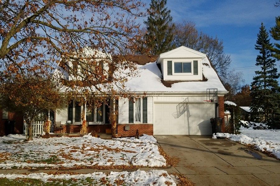 1st image of 1681 Evergreen St