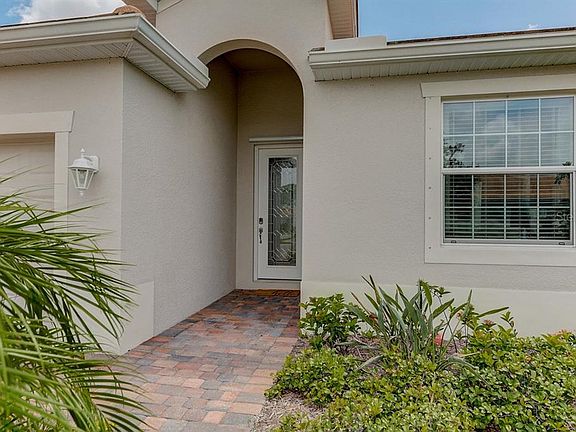 2nd image of 6019 Grand Cypress Blvd