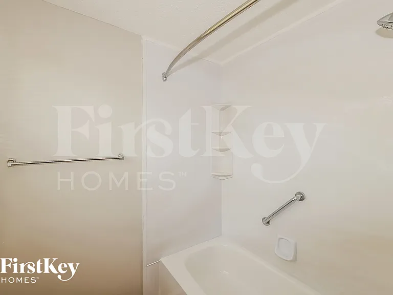 11415 Dunshire Dr — Photo 13