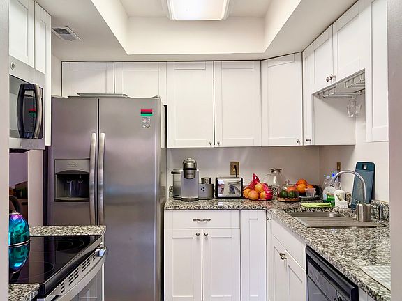5th image of 4204 Jolor Way