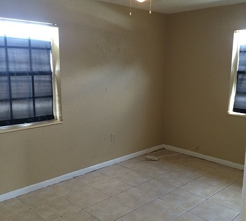 5th image of 1809 NW 25th Ter