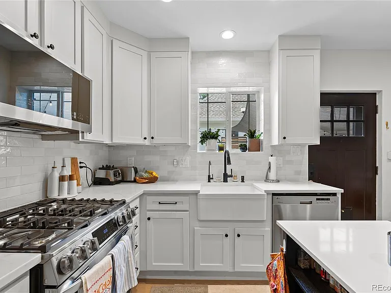 1584 S Sherman St — Photo 21