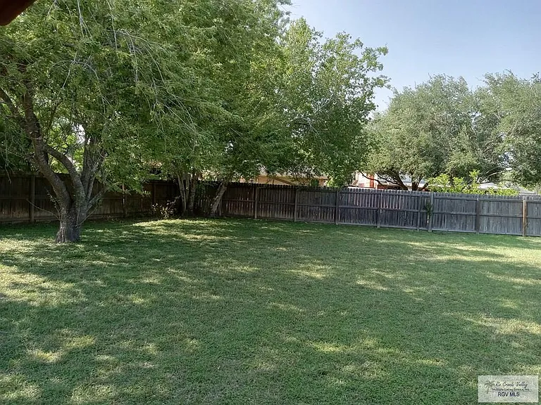 2821 Lotus Dr — Photo 20