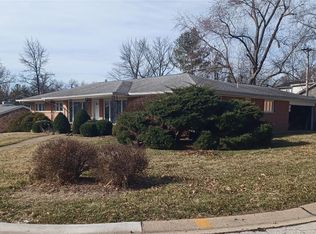 737 Villa Capri Ct, Saint Louis, MO 63132