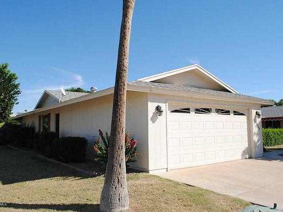 3rd image of 10644 W Roundelay Cir