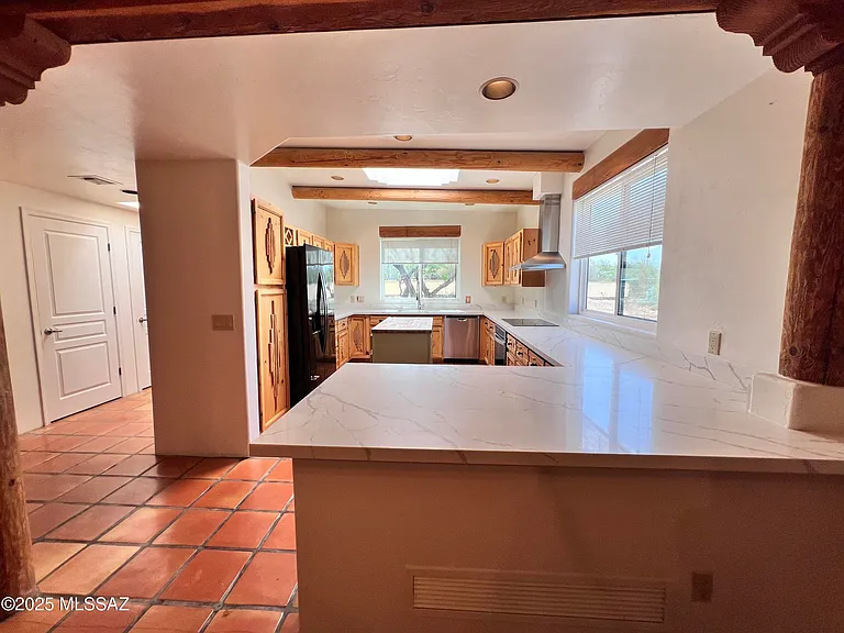 1040 N Wentworth Rd — Photo 22