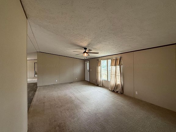 5th image of 261 Johnson Rd