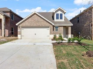 3902 Oak Creek Cir, Denison, TX 75020