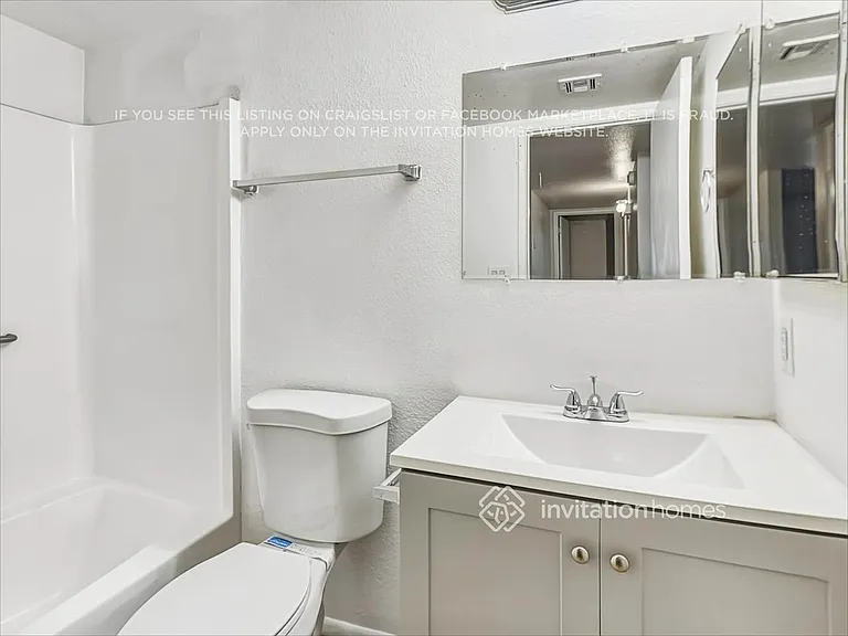 5630 W Hubbell St — Photo 17