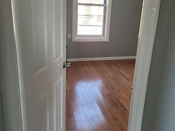 5th image of 987 70th St #1