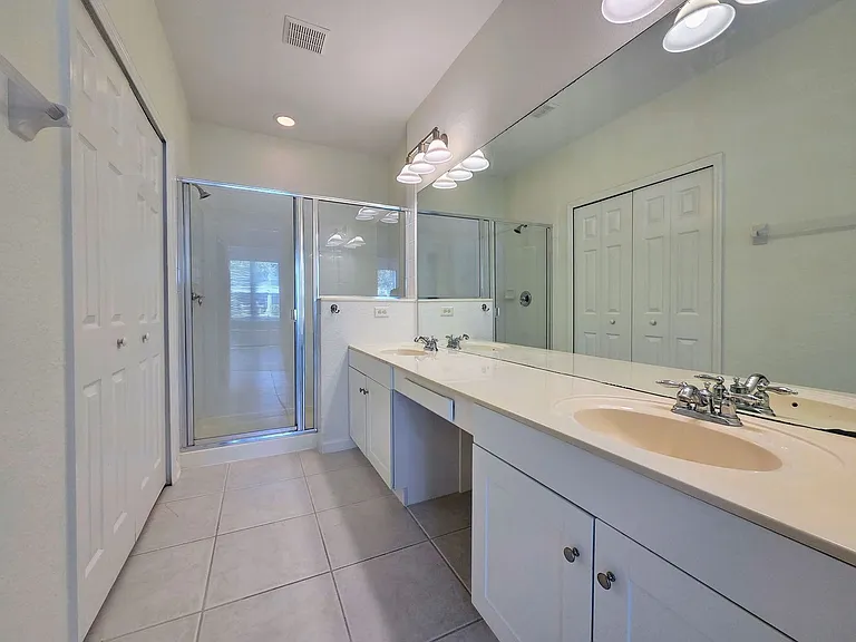 5345 Maxon Ter — Photo 10