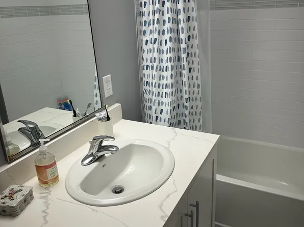 3100 Bergenline Avenue image 9 of 9