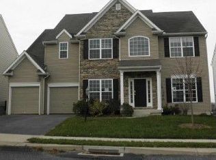 80 Grayson Ave, East Earl, PA 17519