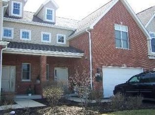 6114 Jovic Ct, Countryside, IL 60525