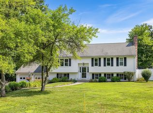 14 Janet Cir, North Grafton, MA 01536