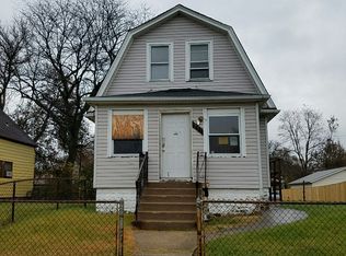 911 Logan St, Hammond, IN 46320