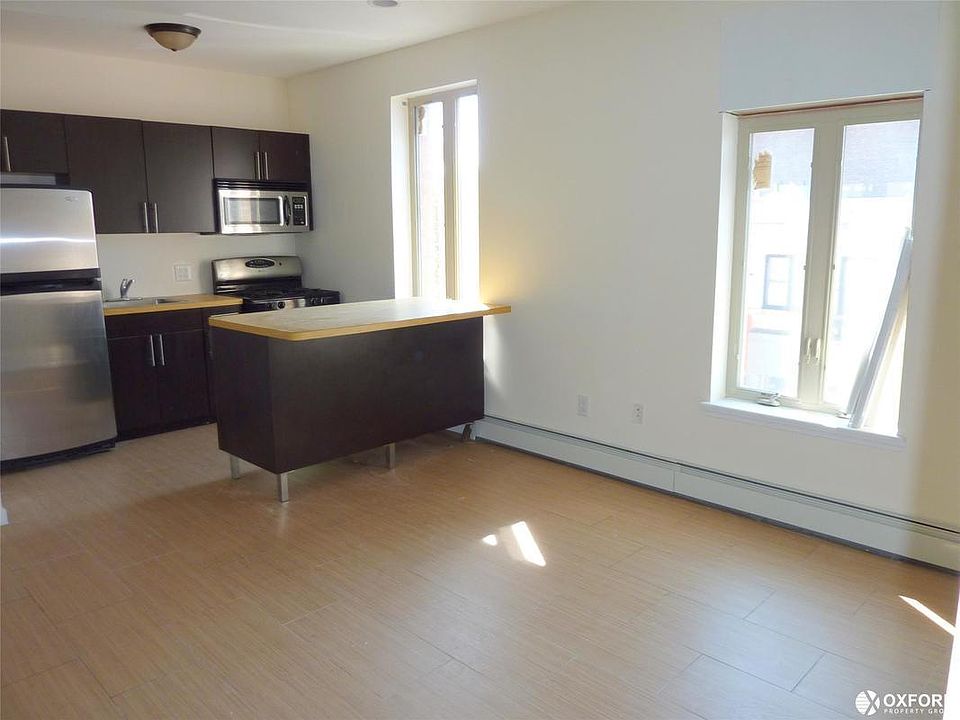 1st image of 542 Eastern Pkwy APT 3B