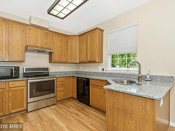 3rd image of 19002 Mediterranean Dr