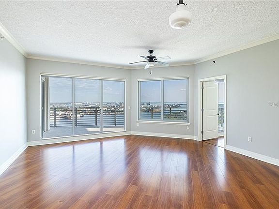 5th image of 1209 E Cumberland Ave Unit 2106