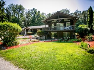 18668 180th Ave, Spring Lake, MI 49456