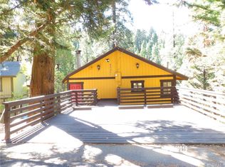 25261 Basel Dr, Crestline, CA 92325