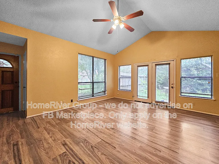 9418 Whisper Point — Photo 5