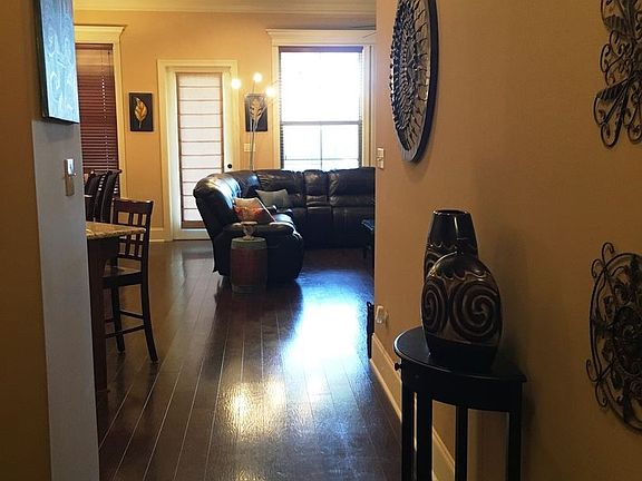 2nd image of 104 Heathwood Dr