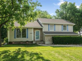 16207 Richmond Ave, Belton, MO 64012