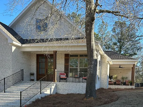 124 Royale Orleans Ct, Dothan, AL 36305