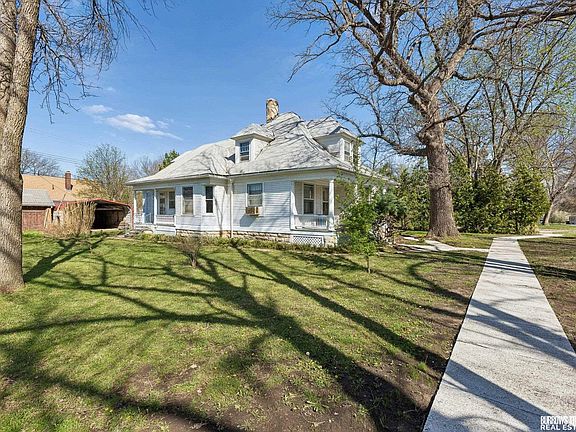 5th image of 202 Eldon St