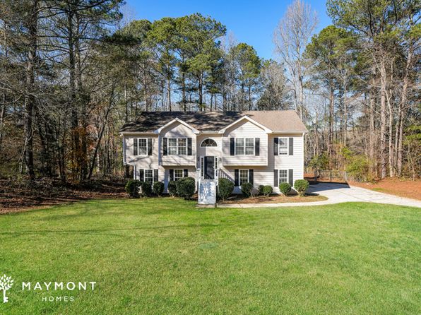 150 Lakeside Dr