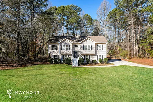 150 Lakeside Dr Photo 1