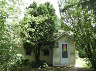 2324 W 8th St, Duluth, MN 55806