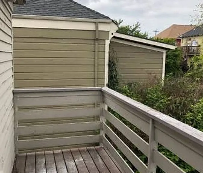 828 Milton St — Photo 12