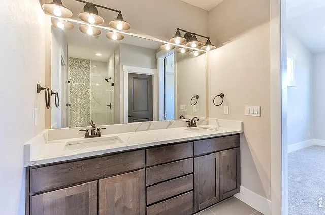 5387 Long Dr — Photo 10