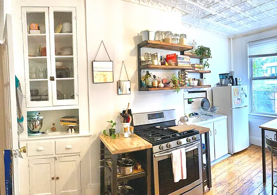 Rented by Brooklyn Real Estate Services | media 6