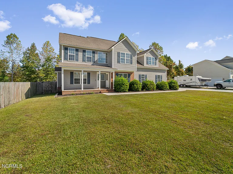 172 E Ridge Ct — Photo 23