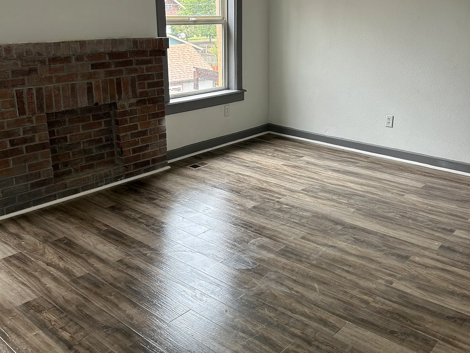 2 bed, $1,150 — Photo 2
